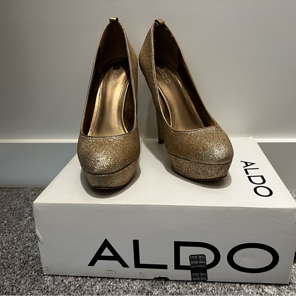 Aldo Sparkling Gold Heels Gones-85